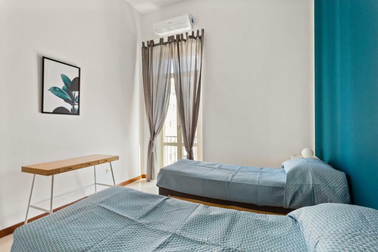Apartamento La Smorfia Napoli Exterior foto