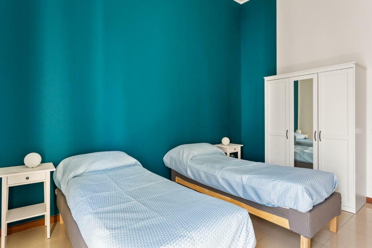 Apartamento La Smorfia Napoli Exterior foto