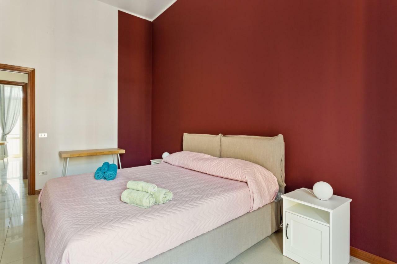 Apartamento La Smorfia Napoli Exterior foto